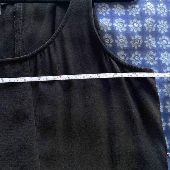 Eileen Fisher 100% silk black top - Picture 6 of 6
